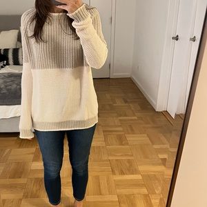 Two-toned crew neck tunic sweater